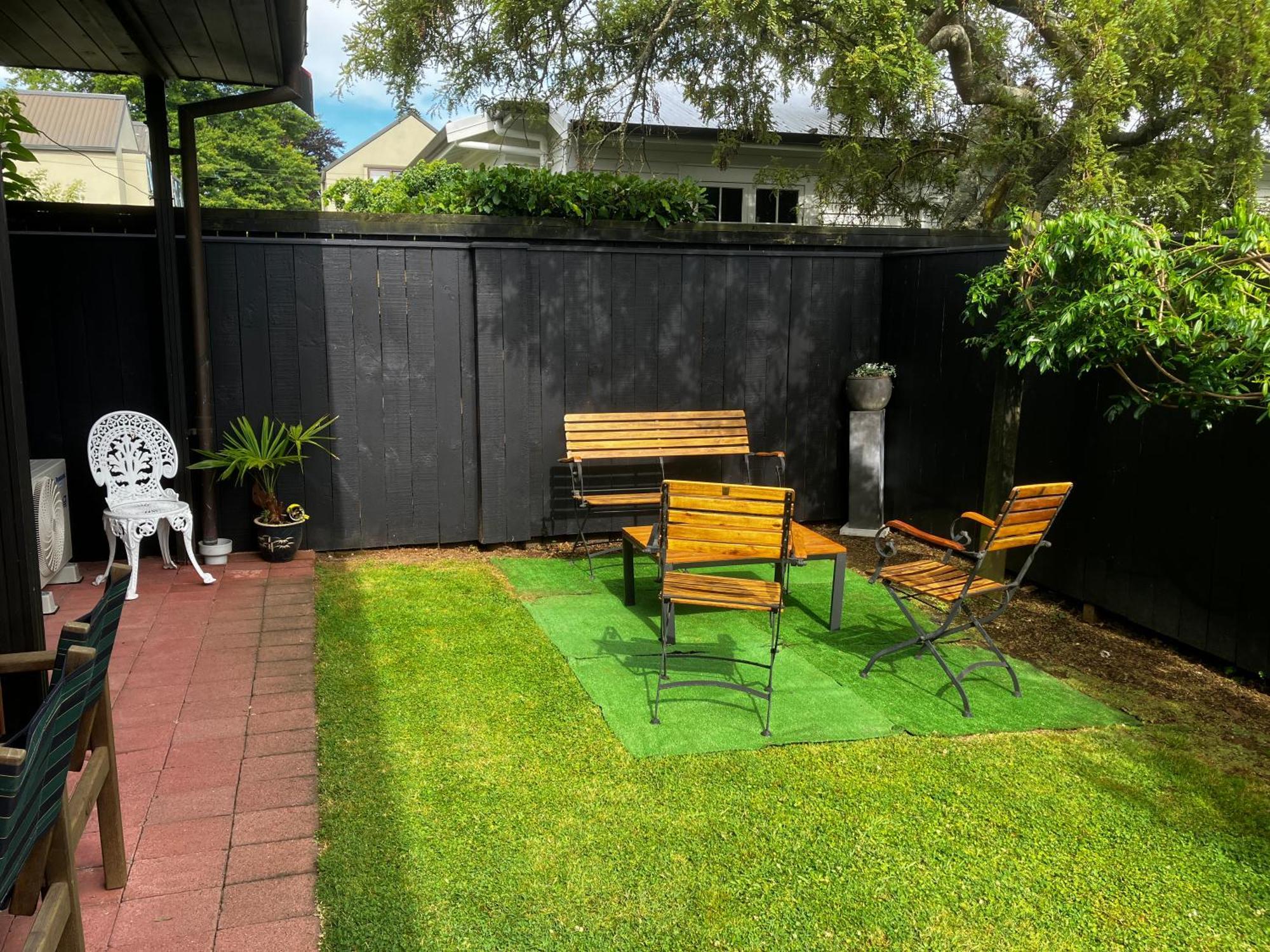 Close, Convenient & Comfortable Cambridge Exterior photo
